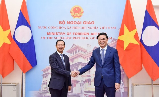 Vietnam, Laos hold seventh political consultation